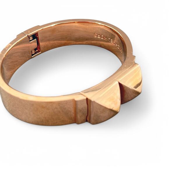 Michael Kors Pyramid Stud Bangle Bracelet Hinged Rose Gold Finish - Picture 8 of 10